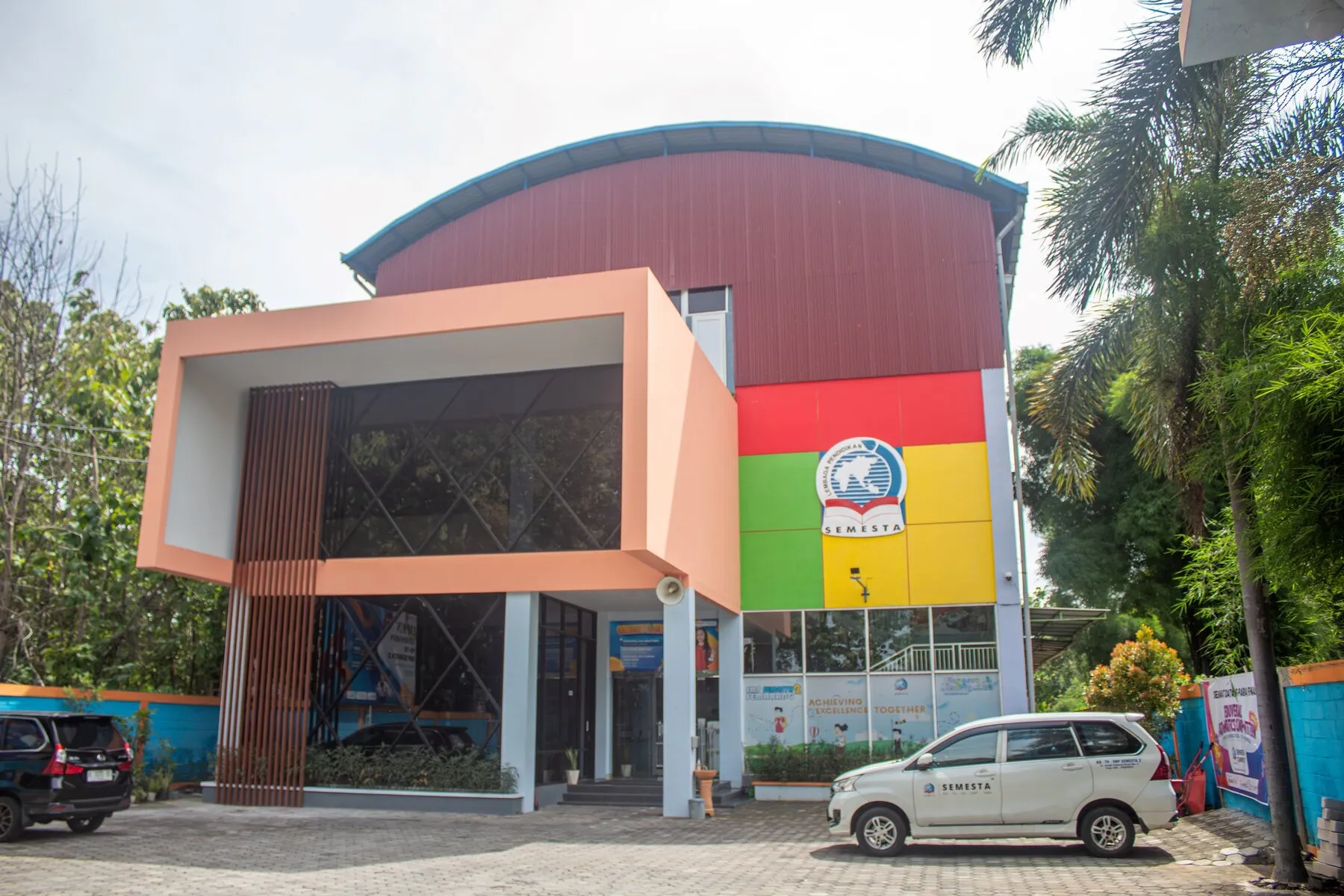 Gedung Kampus 3 Semesta di Jangli, Tembalang